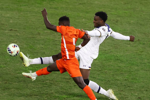 决赛与刘雨 决赛与刘雨