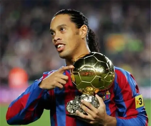 在国际足球 在国际足球