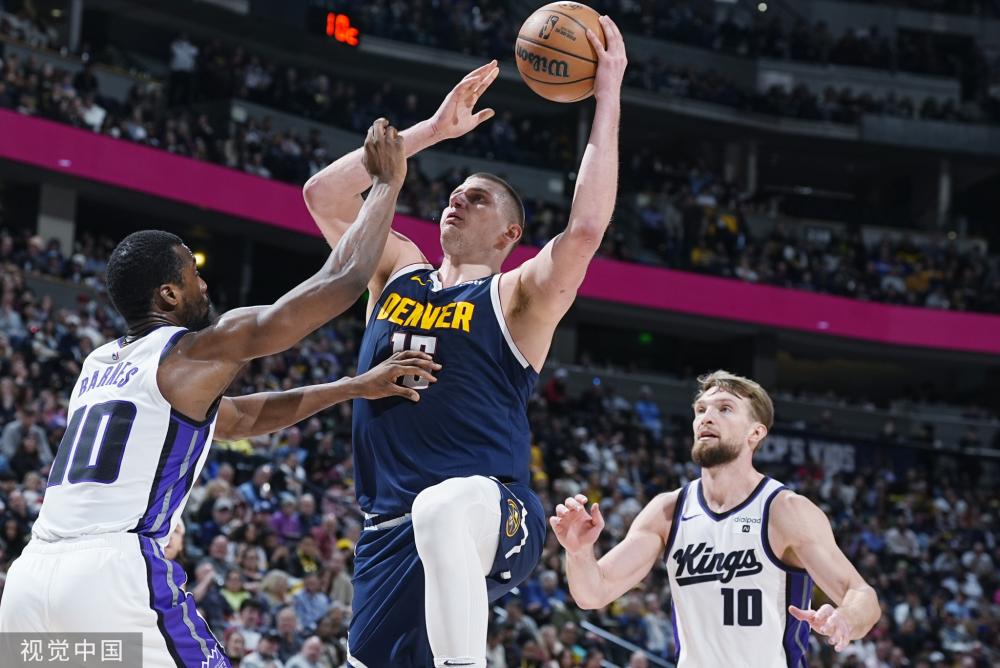 一直秉持着 一直秉持着