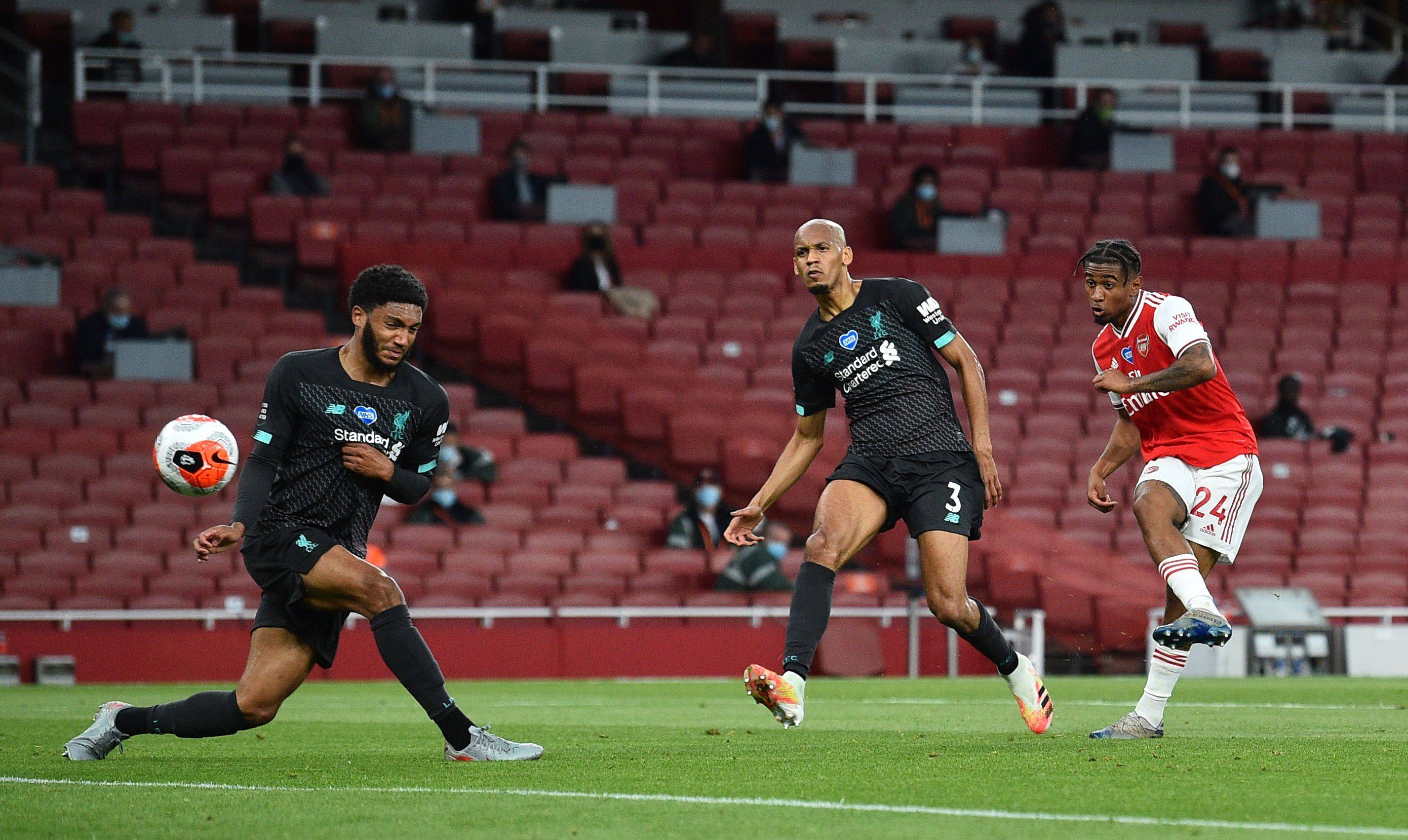 他七次荣获 他七次荣获